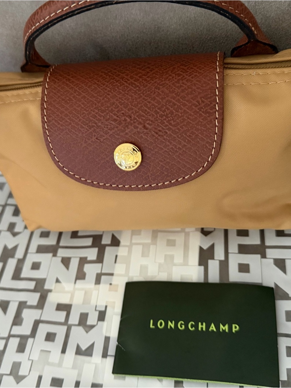 New Authentic Longchamp Le Pliage -Pouch Fawn. - Picture 4 of 6